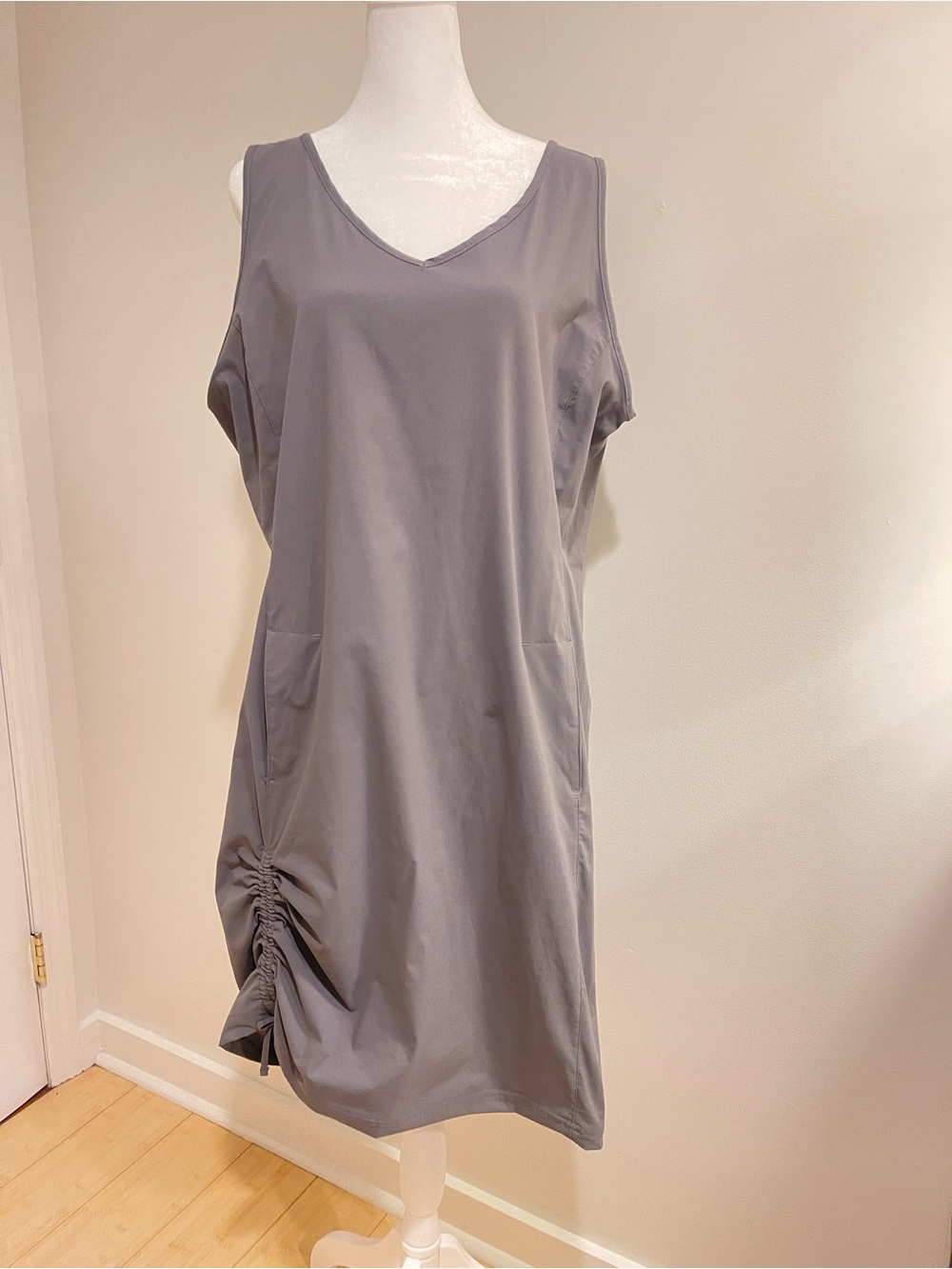 Sleeveless V-Neck Ruched Pocket Mini Dress - Gray
